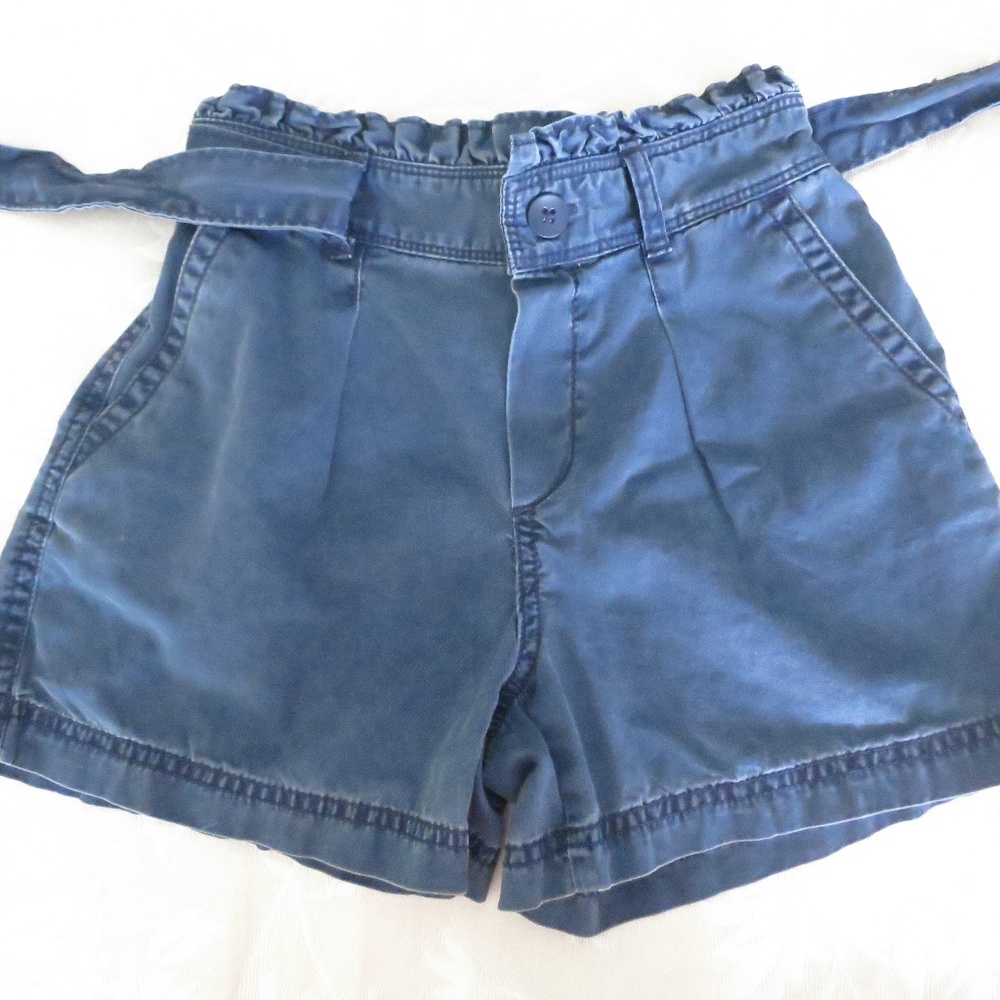 Gap Kids Pull-On Shorts with Ruffle Waist Size 8